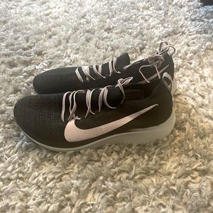 New Nike sneakers charcoal and lavender 9